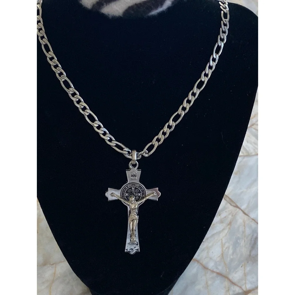 St Benedict Crucifix Pendant Necklace Silver Tone Figaro Chain Religious Cross